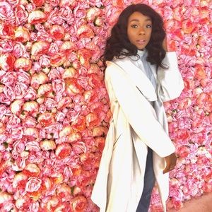 H & M White Trenchcoat